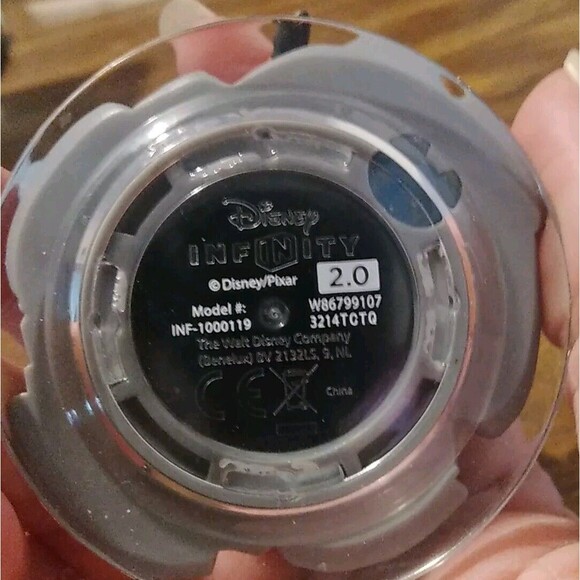 Disney Infinity 2.0 Edition Merida Action Figure - 120565 Plus Game Power Disc - Picture 4 of 6